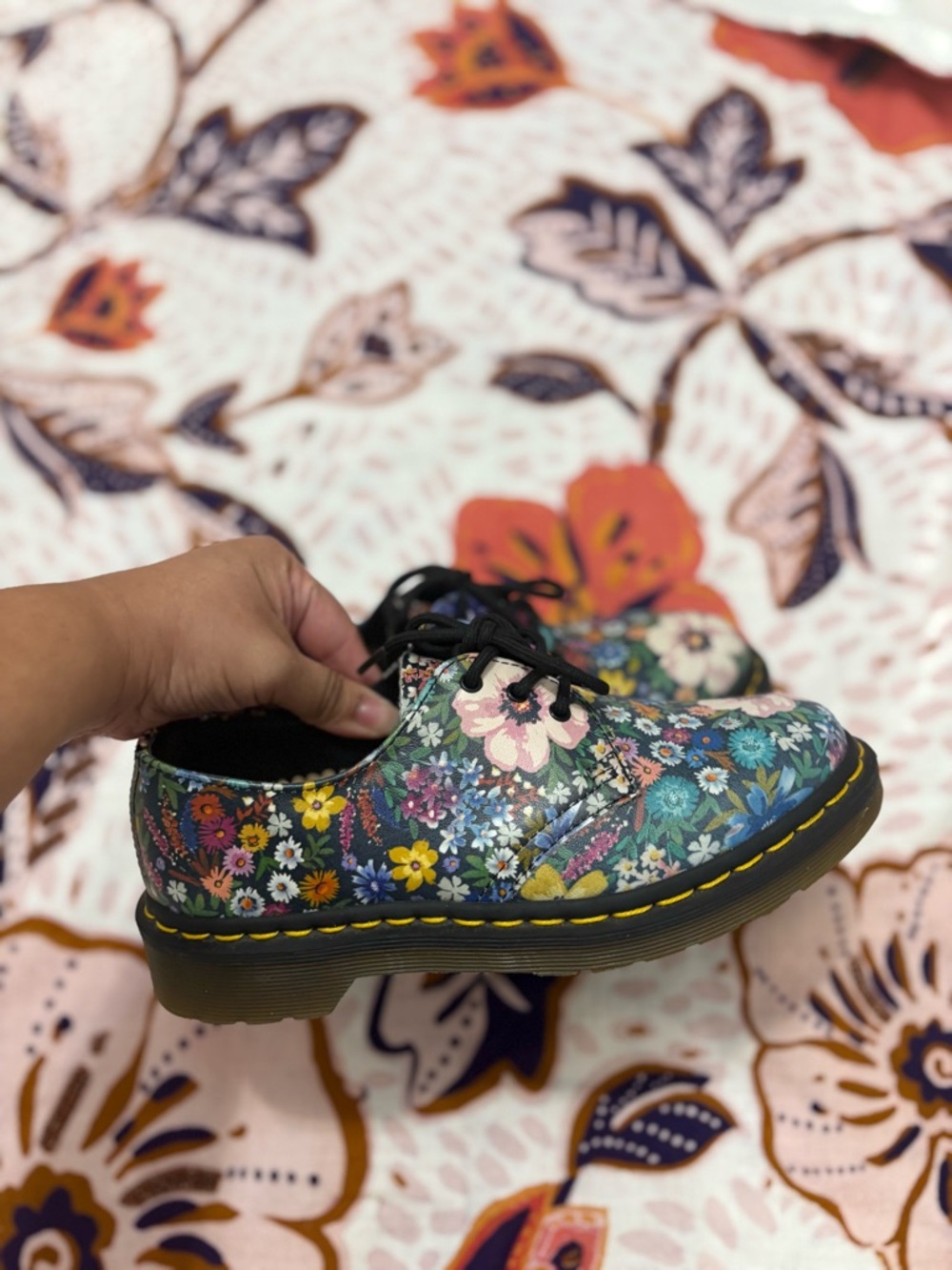 Dr. Martens 1461 Wanderlust Floral Shoes 6/ 37 PRE-OWNED MINOR FLAWS - Picture 4 of 6